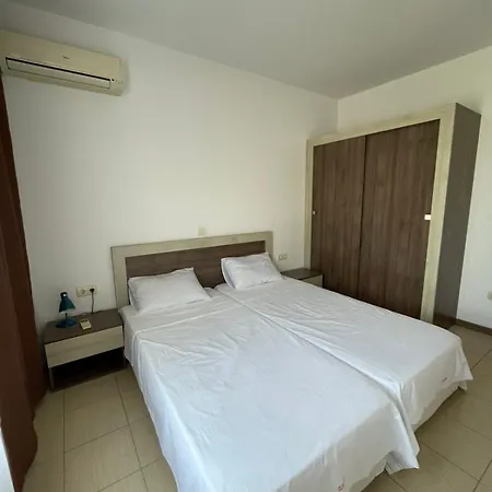 1bd Flat On The With Parking By Flat Mаnager * チェルノモレツ