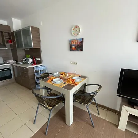 Apartamento 1bd Flat On The With Parking By Flat Mаnager Chernomorets